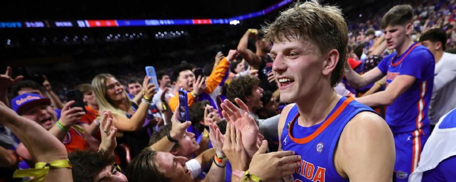 Florida fans erupt after Thomas Haugh's game-sealing and-1