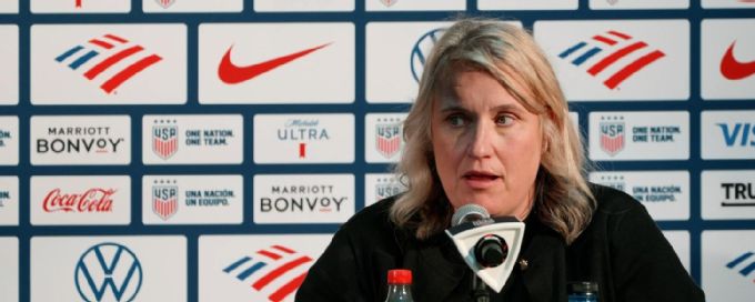 Hayes wanted inexperienced USWNT to 'feel the heat' vs. Brazil