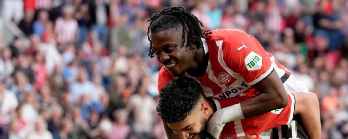 Bakayoko extends PSV's lead with a stunning strike