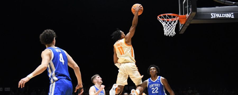 Jordan Gainey punctuates Tennessee's win with a big jam