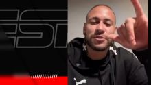 Neymar announces Santos contract renewal