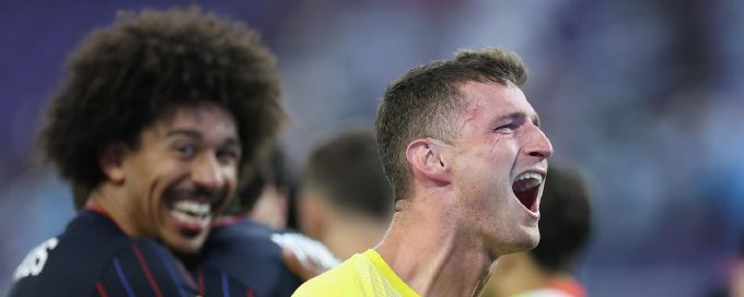 USMNT holds nerve to beat Costa Rica in penalty shootout