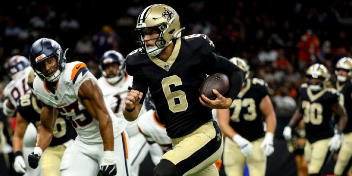 Tyler Shough rushes in for Saints TD