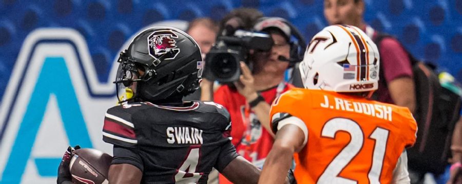 Vicari Swain energizes South Carolina with 80-YD punt return TD