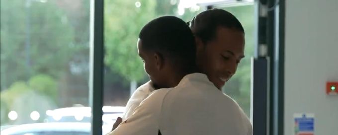 Van Dijk's warm welcome for Alexander Isak