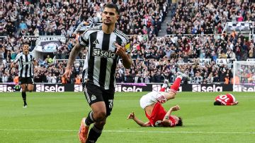 Newcastle cruise past Forest in 2-0 win