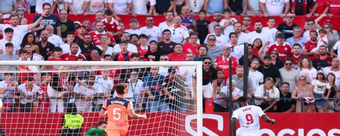 Sevilla stun champions Barcelona 4-1 (via FanCode)