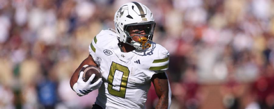 Malachi Hosley breaks free for 15-yard TD