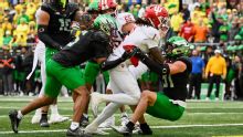 No. 7 Indiana topples No. 3 Oregon 30-20 in tight battle