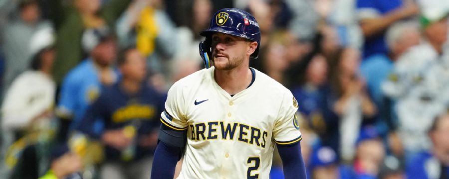 Brice Turang pads Brewers' lead with HR