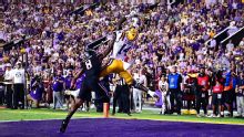 Highlight: No. 11 LSU stifles South Carolina in close matchup