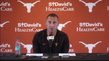 No. 21 Texas' Steve Sarkisian shrugs critics, prepares for Kentucky