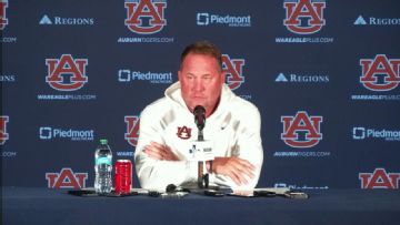 Hugh Freeze mulls over Auburn's second half woes