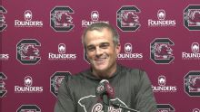 Shane Beamer calls on Gamecocks fans to challenge OU in Columbia