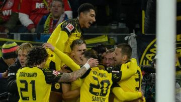 Maximilian Beier's late goal wins it for Dortmund