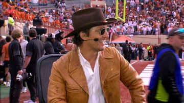 Matthew McConaughey shares thoughts on Texas' season