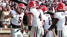 Highlight: No. 5 Georgia steamrolls Mississippi State in Starkville