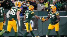 Keisean Nixon's game-sealing INT helps Packers beat Bears 28-21 to take over NFC North lead