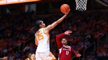 Highlight: No. 20 Tennessee takes down Arkansas at home