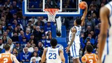 Highlight: Denzel Aberdeen powers Kentucky to win over Texas