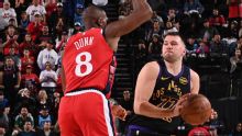 Kawhi Leonard's 24 points help Clippers hold off Lakers in tight fourth quarter