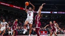 Highlight: Joyce Edwards surpasses 1,000 points in Gamecocks win over MS State