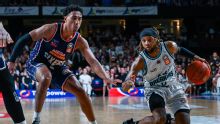 36ers come from behind to steal win over Breakers