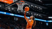 Highlight: No. 4 Texas takes down No. 22 Tennessee in fourth-quarter thriller