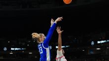 Highlight: 9-seed UK's Clara Strack scores 33 to defeat 8-seed Georgia
