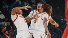 Highlight: 3-seed Texas' rides 52-point half to victory over 11-seed Bama
