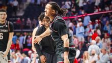 Highlight: Meechie Johnson's buzzer beater seals Gamecocks win vs. Ole Miss