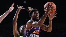 Cotton leads 36ers to Game 1 win