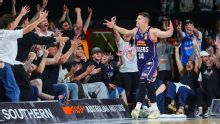 Adelaide 36ers storm into NBL26 finals with dominant home win