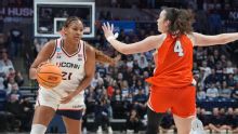 Fudd's 34 points, 8 3-pointers powers UConn past Syracuse and into Sweet 16 for 32nd straight time