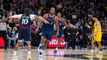 Kawhi Leonard's jumper sends Clippers past Pacers 114-113 after they come from 24 down
