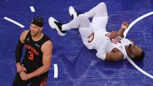 Hart scores 26 and the Knicks move 2 wins from the NBA Finals with a 109-93 victory over the Cavs