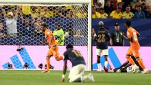 Côte d'Ivoire snatch late win against Ecuador
