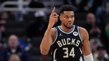 Mejores jugadas de Giannis en la Temporada 2025-26 de la NBA