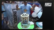 El festejo con una torta especial para Messi en ESPN Mundial