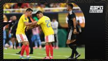 Juanfer Quintero debutó en el Mundial y James le entregó el mando