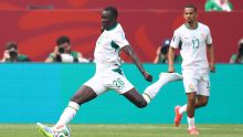 Senegal keep knockouts dream alive with thumping win over Iraq