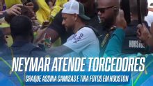 Neymar faz a festa dos torcedores na recepção da Seleção em Houston antes da decisão contra o Japão