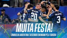 Ônibus da Argentina é recebido com muita festa pela torcida em Miami; VEJA