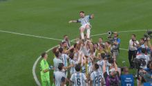 El ídolo de la gente y de sus propios compañeros: así festejó Messi