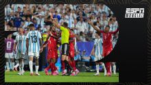 Baldassi explicó la roja a Emboló y la falta a Lisandro Martínez ante Egipto