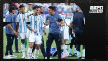 Scaloni y el intercambio con Paredes en el encuentro ante Suiza