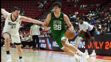 Hugo González lidera a los Celtics con un doble-doble ante los Kings