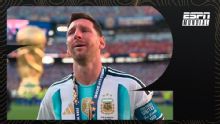 Pasillo para Argentina, que recibió la medalla de plata del Mundial