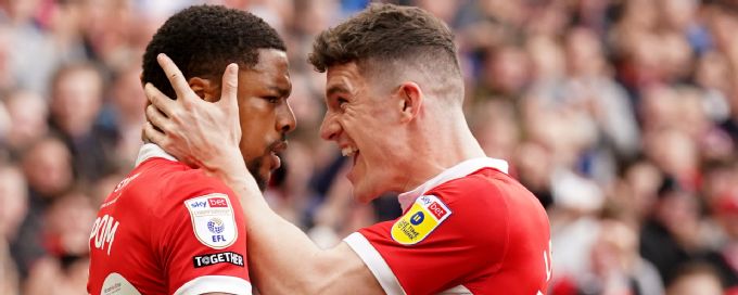 Akpom strikes again as Middlesbrough smashes Preston