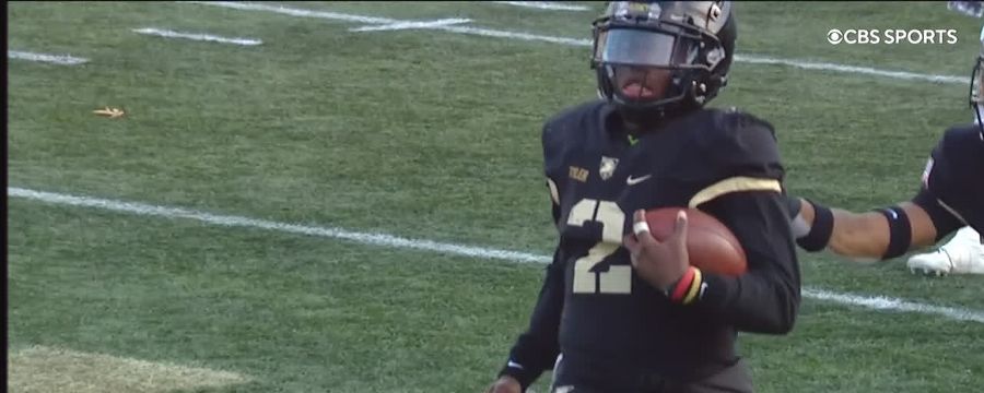 Tyhier Tyler finds the end zone for 25-yard TD